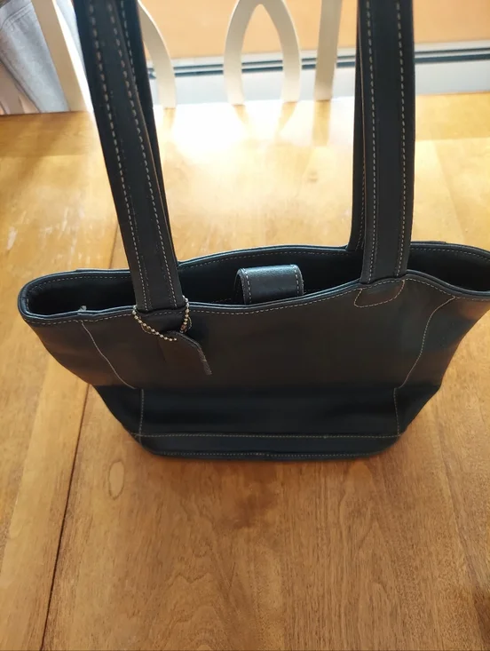 Coach Vintage Bleecker Bucket Tote (Sm) - Picture 2 of 7